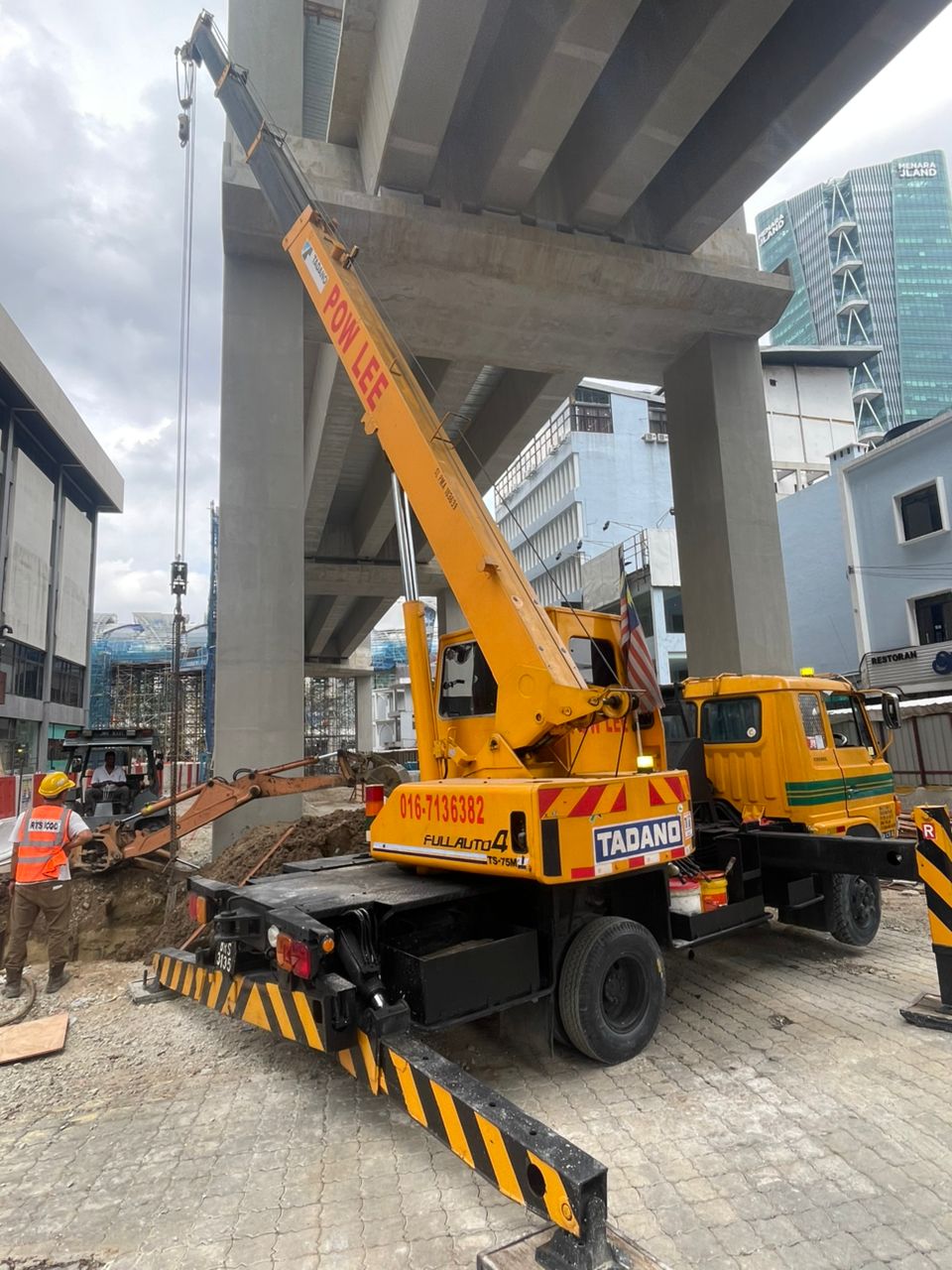 Tadano TS-75M 7.5-ton mobile crane at the RTS project, Johor Bahru